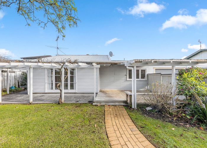  at 18A Haig Avenue, Mount Roskill, Auckland City, Auckland