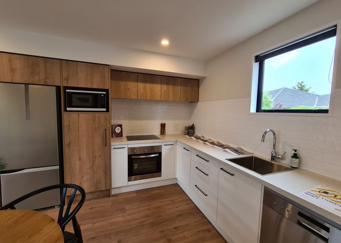 at 1/102 Creyke Road, Ilam, Christchurch