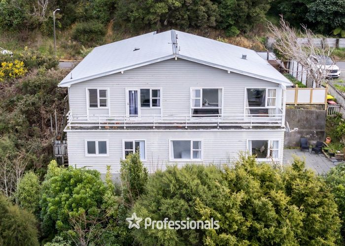 at 15 Holborn Drive, Stokes Valley, Lower Hutt, Wellington