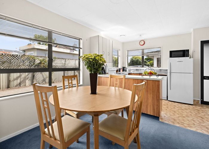  at 2/83 Douglas Mclean Avenue, Marewa, Napier