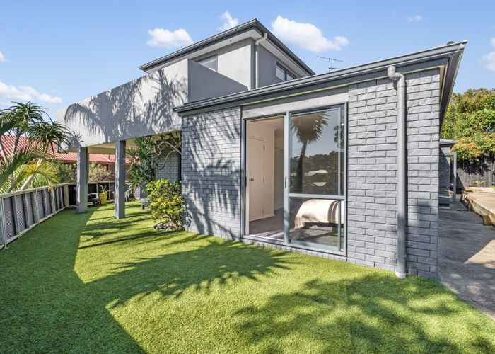  at 16A Valley Road, Browns Bay, North Shore City, Auckland