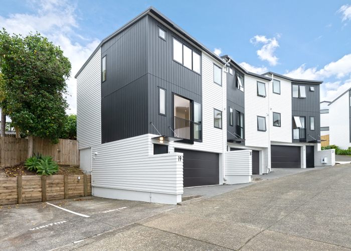  at 19/69 Target Road, Totara Vale, Auckland