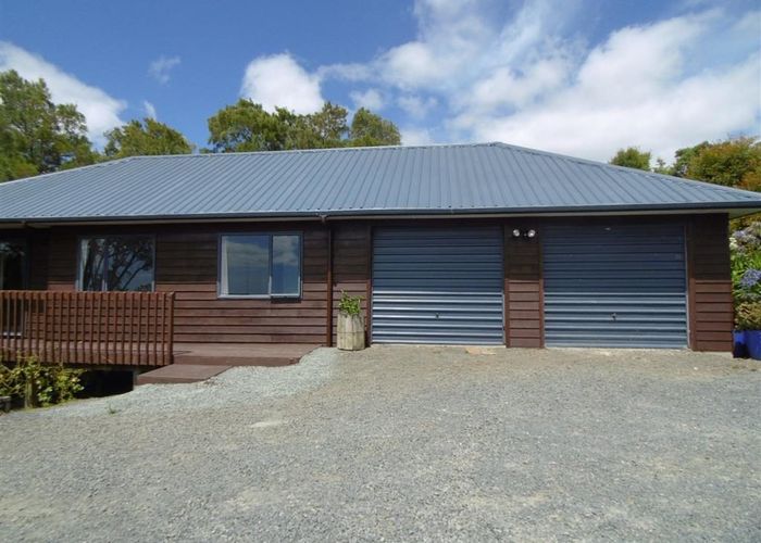  at 2095 East Coast Road, Stillwater, Silverdale