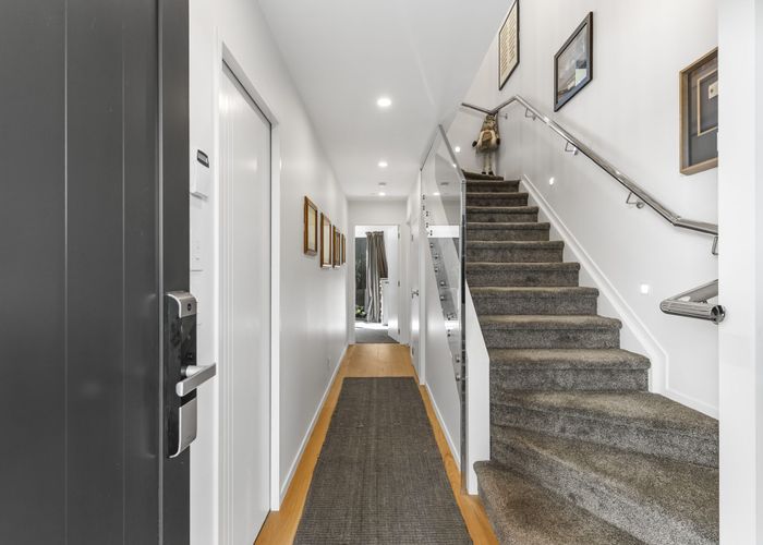  at 7/16 Williamson Avenue, Belmont, North Shore City, Auckland