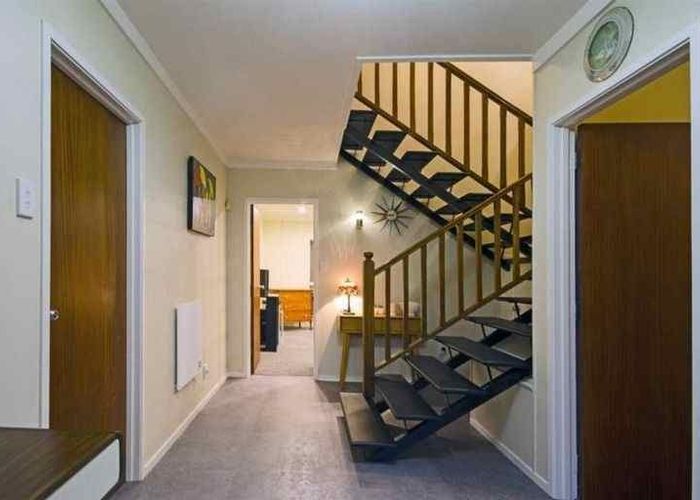  at 9 Christensen Place, Forrest Hill, North Shore City, Auckland