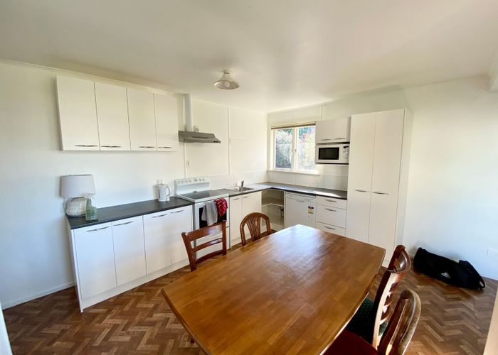  at 25 Dawnhaven Drive, Te Atatu Peninsula, Waitakere City, Auckland