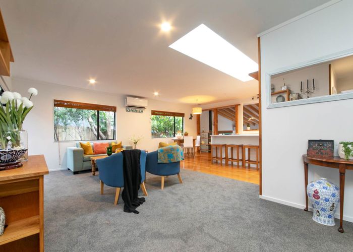  at 482 Huia Road, Laingholm, Auckland