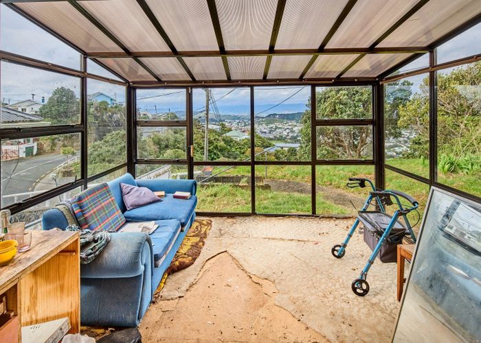  at 85 Farnham Street, Mornington, Wellington