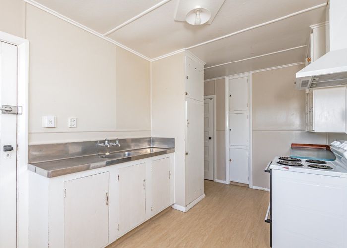  at 33 Rangiora Avenue, Roslyn, Palmerston North, Manawatu / Whanganui