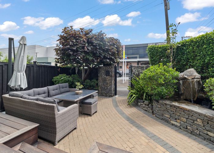  at 8/115 Church Street, Onehunga, Auckland