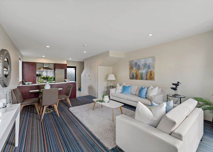  at 30/3 Burton Street, Grafton, Auckland