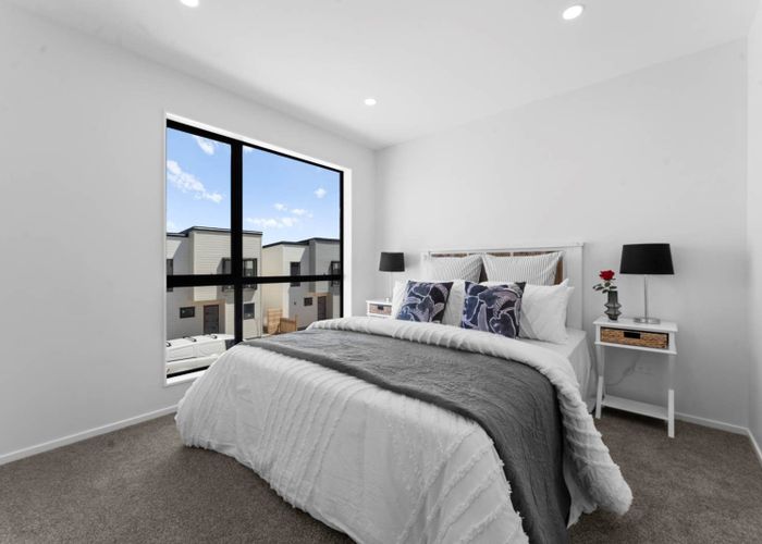  at 3 Greenbrier Street, Westgate, Waitakere City, Auckland