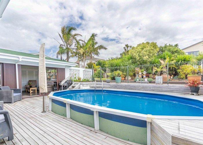  at 54 Bruce Road, Glenfield, Auckland