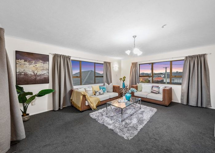  at 8 Mangarata Avenue, Papatoetoe, Manukau City, Auckland