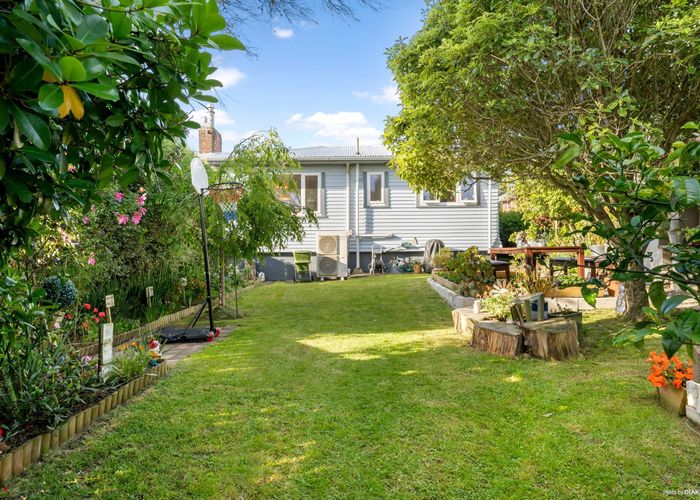  at 36 Savoy Road, Glen Eden, Auckland