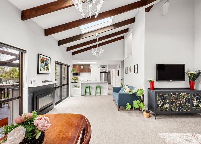  at 86 Hill Road, Belmont, Lower Hutt, Wellington