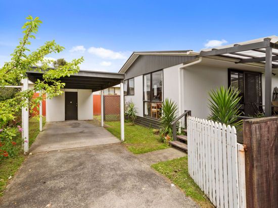 at 1/88D Kelvin Road, Papakura, Papakura