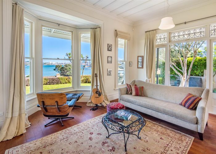  at 12 Jubilee Avenue, Devonport, Auckland