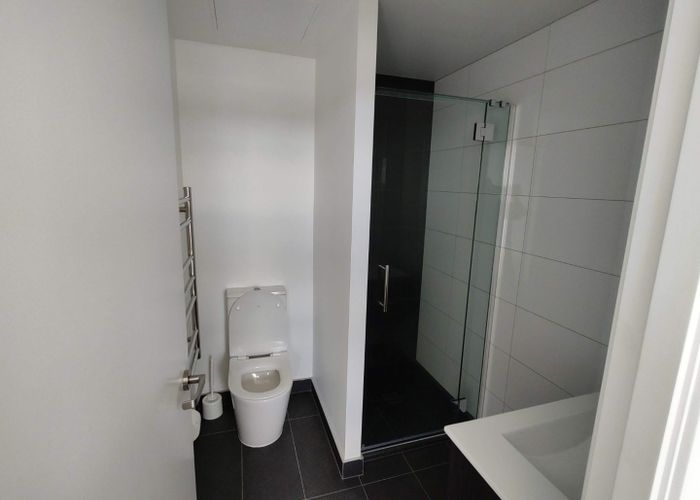  at 909/8 Lakewood Court, Manukau, Manukau City, Auckland