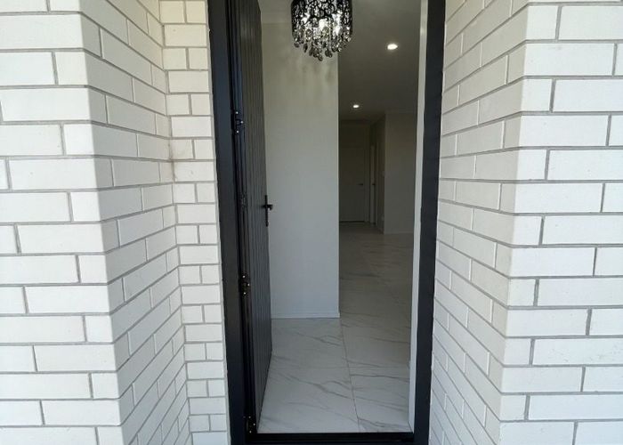  at 6 Sauvignon Place, Pyes Pa, Tauranga