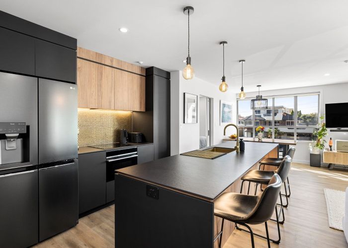  at 215/36 Victoria Road, Mount Maunganui