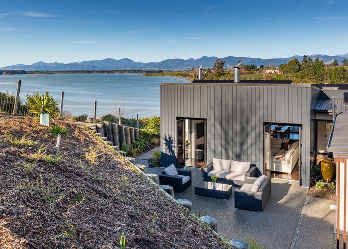  at 22 Bronte Road East, Bronte, Upper Moutere