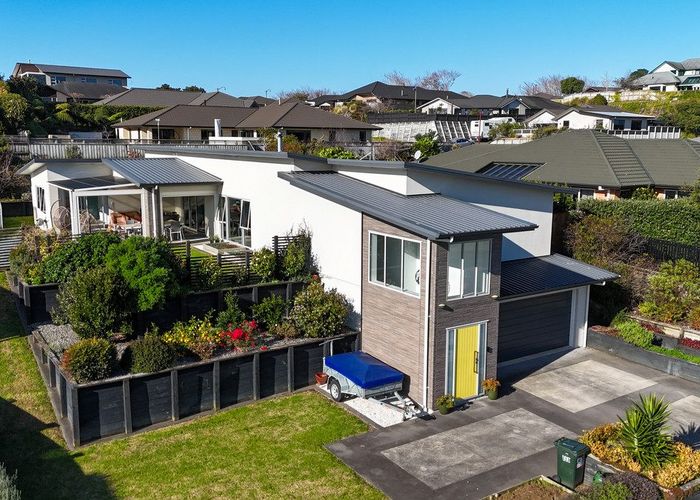  at 17 Redwood Crescent, Hurdon, New Plymouth, Taranaki