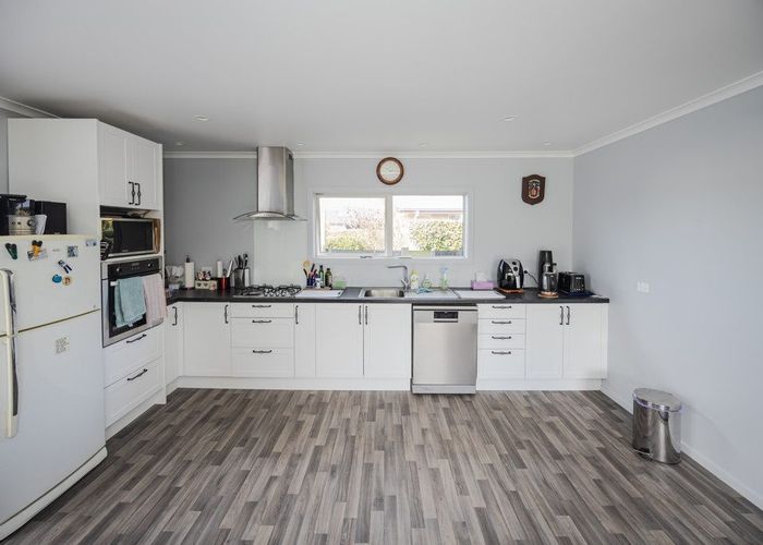  at 76 Gordon Street, Kurow, Waitaki, Otago