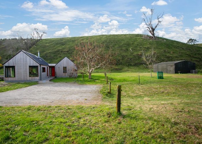  at 307 Horahora Road, Tirau