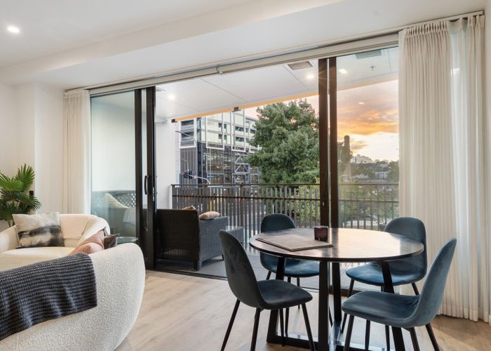  at 302/6 Dock Street, City Centre, Auckland City, Auckland