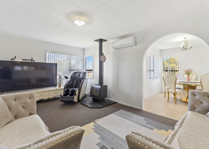  at 213 Mahia Road, Wattle Downs, Manukau City, Auckland