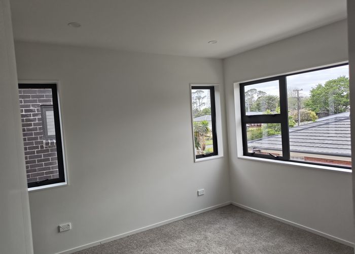  at 52A Tiraumea Drive, Pakuranga, Manukau City, Auckland