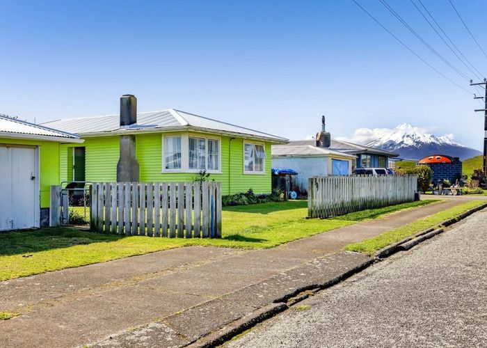  at 39 Pungarehu Road, Opunake