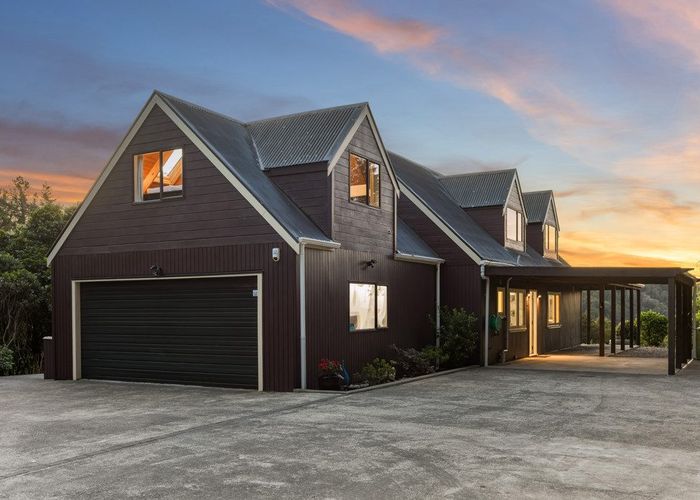  at 13 Sierra Way, Blue Mountains, Upper Hutt, Wellington