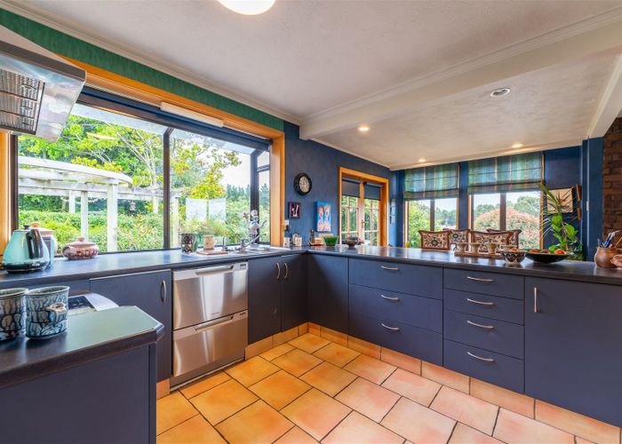  at 42 Maudes Road, Deborah