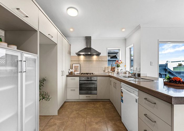  at 4 Vinci Court, Manurewa, Auckland