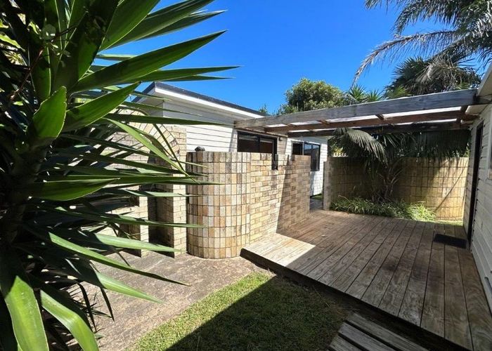  at 1186 Papamoa Beach Road, Papamoa Beach, Tauranga, Bay Of Plenty