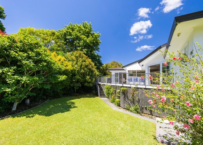  at 17 Summerfield Lane, Albany, Auckland