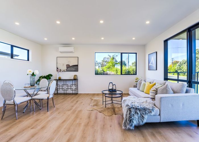  at 858C East Coast Road, Pinehill, North Shore City, Auckland