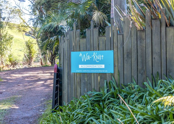  at 16 Te Makiri Road, Onetangi, Waiheke Island, Auckland