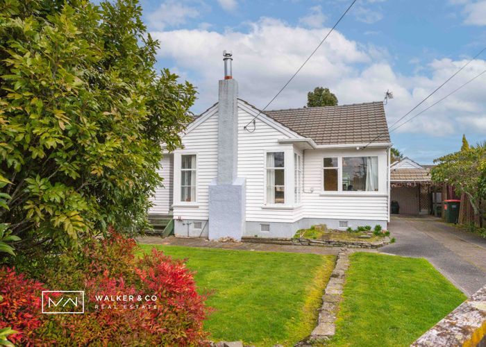  at 8 York Ave, Heretaunga, Upper Hutt, Wellington