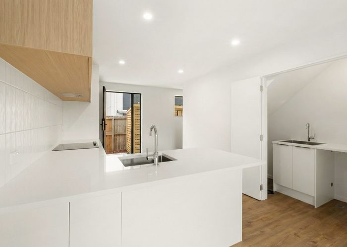  at 12/18 Feilding Street, Addington, Christchurch City, Canterbury