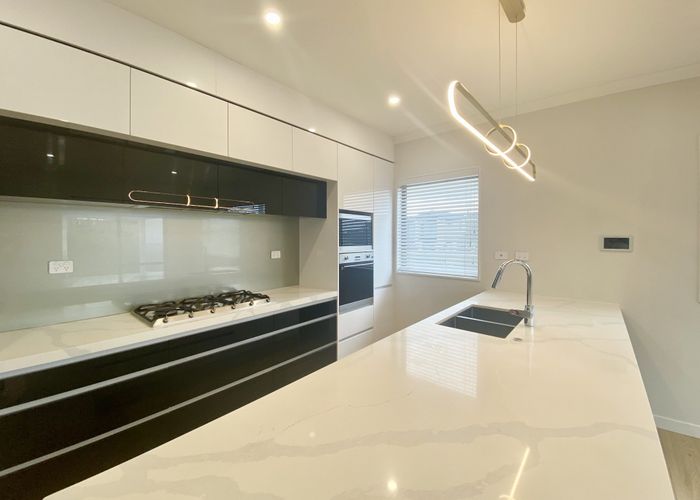  at 31 Laquinta Place, Flat Bush, Manukau City, Auckland