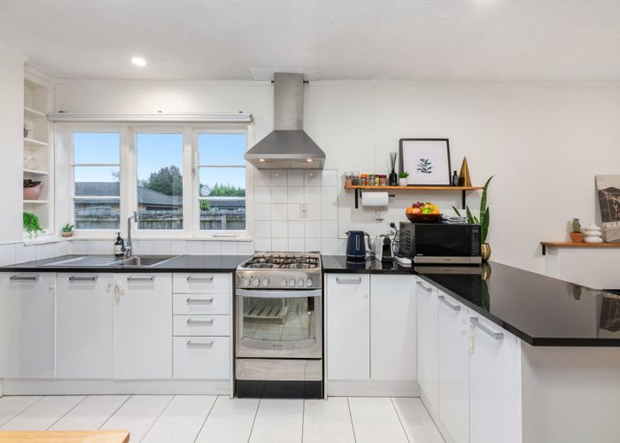  at 1/22 Ranui Station Road, Ranui, Auckland