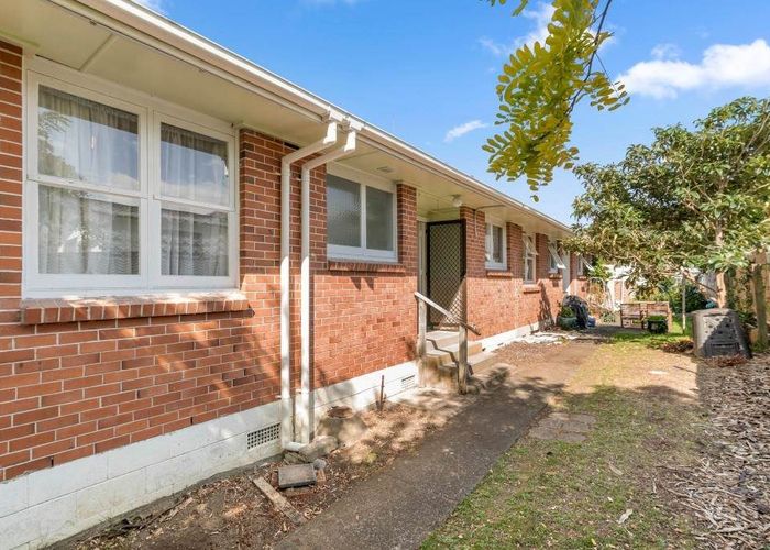  at 3/62 Church Street, Northcote Point, Auckland