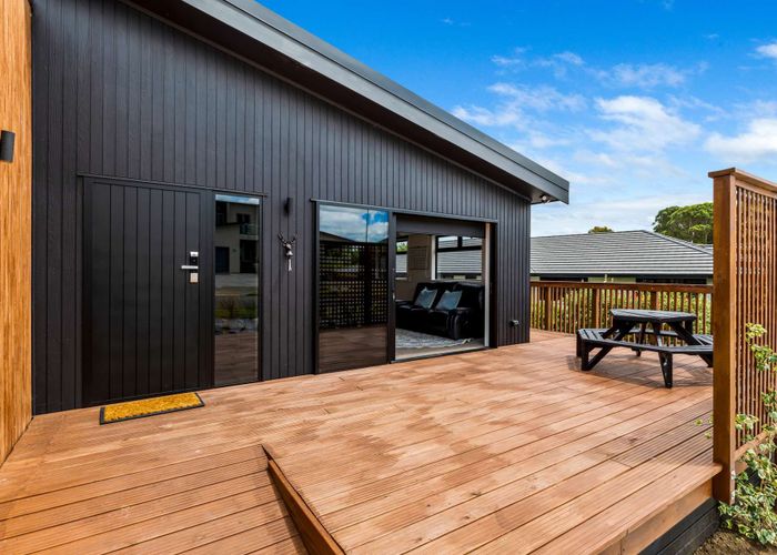  at 17 Lithgow Drive, Otamatea, Whanganui