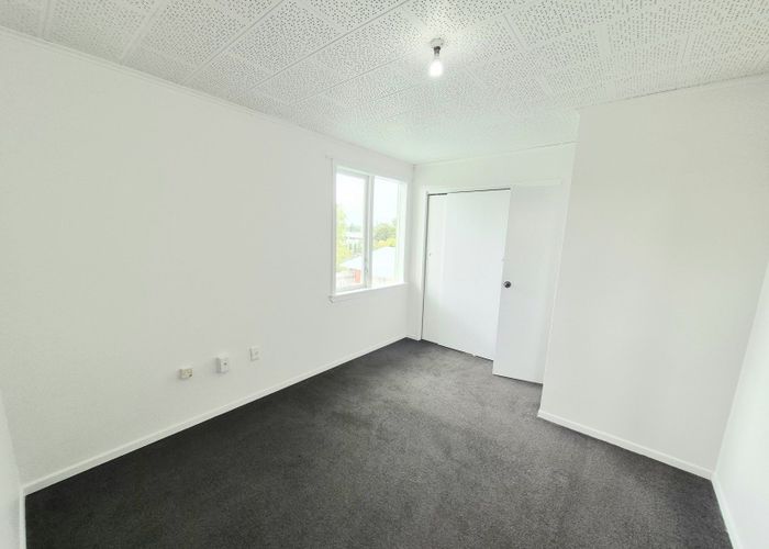  at 29 Deanwell Avenue, Deanwell, Hamilton