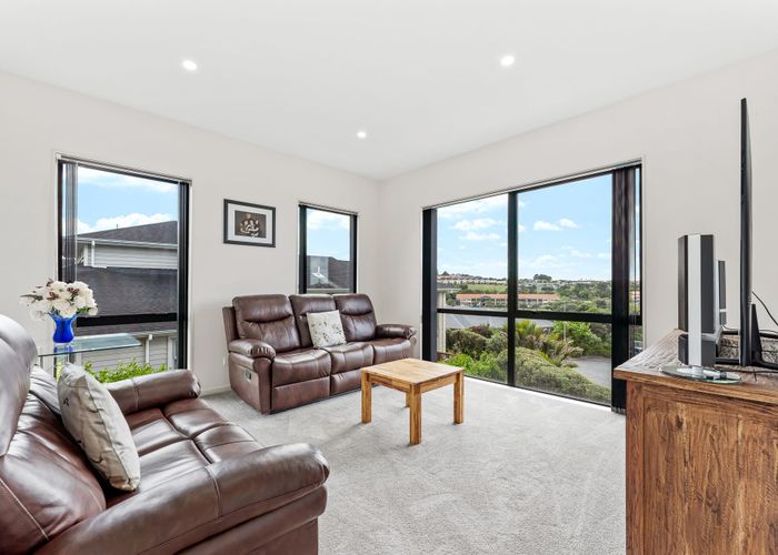 at 35 Bella Vista Drive, Gulf Harbour, Rodney, Auckland
