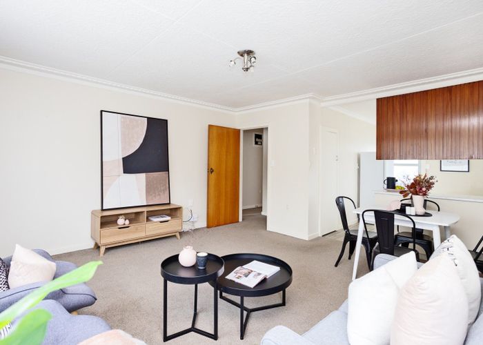  at 2/237 Queens Drive, Windsor, Invercargill