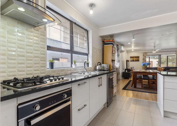  at 47 Sullivan Avenue, Mangere Bridge, Auckland